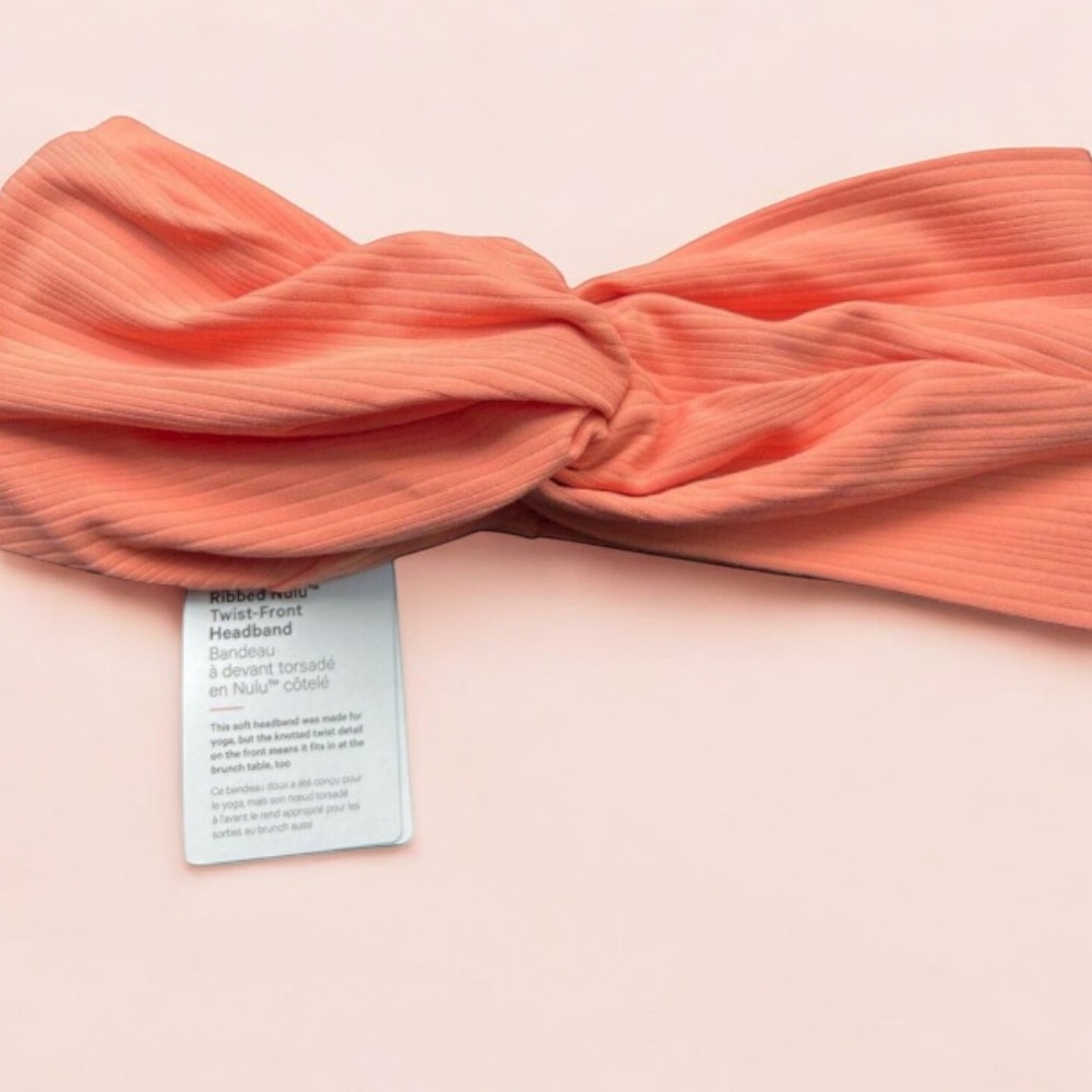 Lululemon Women's Ribbed Nulu Twist‎ Front Headband - VLVD